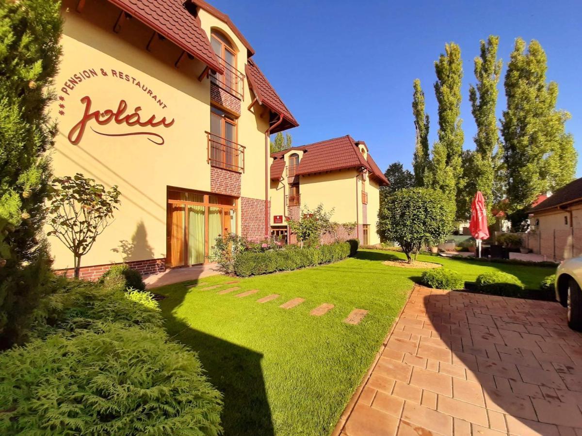 Jolan Pension & Restaurant Cicov Buitenkant foto